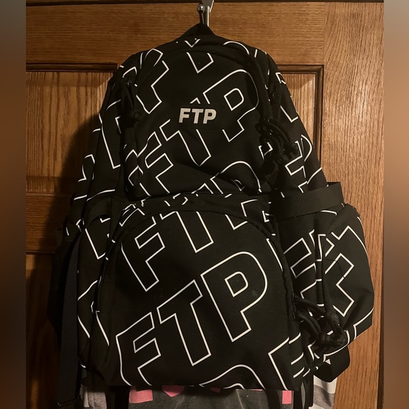 FTP Backpack - Picture 3 of 3